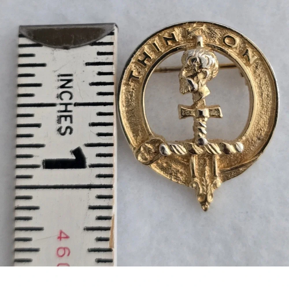 Clan MacLellan Pin Brooch Crest Badge Celtic Scottish Think On Motto Gold Tone